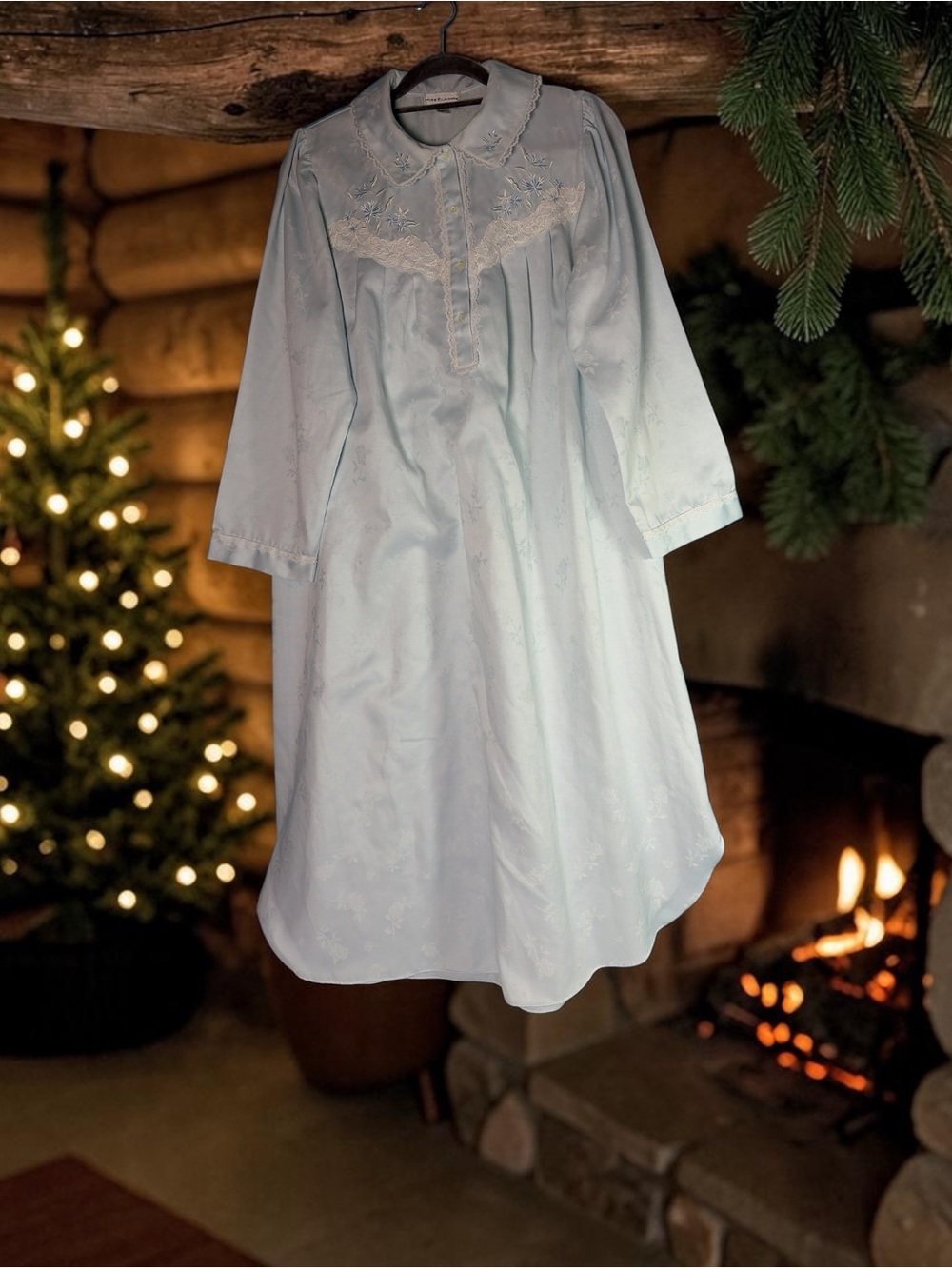 Miss Elaine Nightgown Sz M Long Sleeve Embroidered Lace Trim Bodice Ice Blue Sof